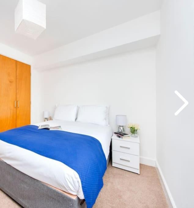 Bright, Nice Interior, Close To The City, 2 Bedroom Apartment Londres Exterior foto